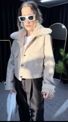 Yakası Kürk Detaylı Kaşe Ceket