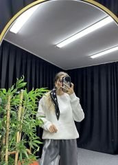 Beyaz Renk 3 İplik Şardonlu Sweatshirt