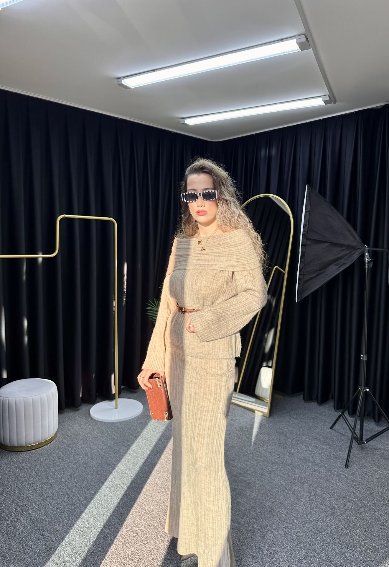 Madonna Yaka Etekli Triko Takım