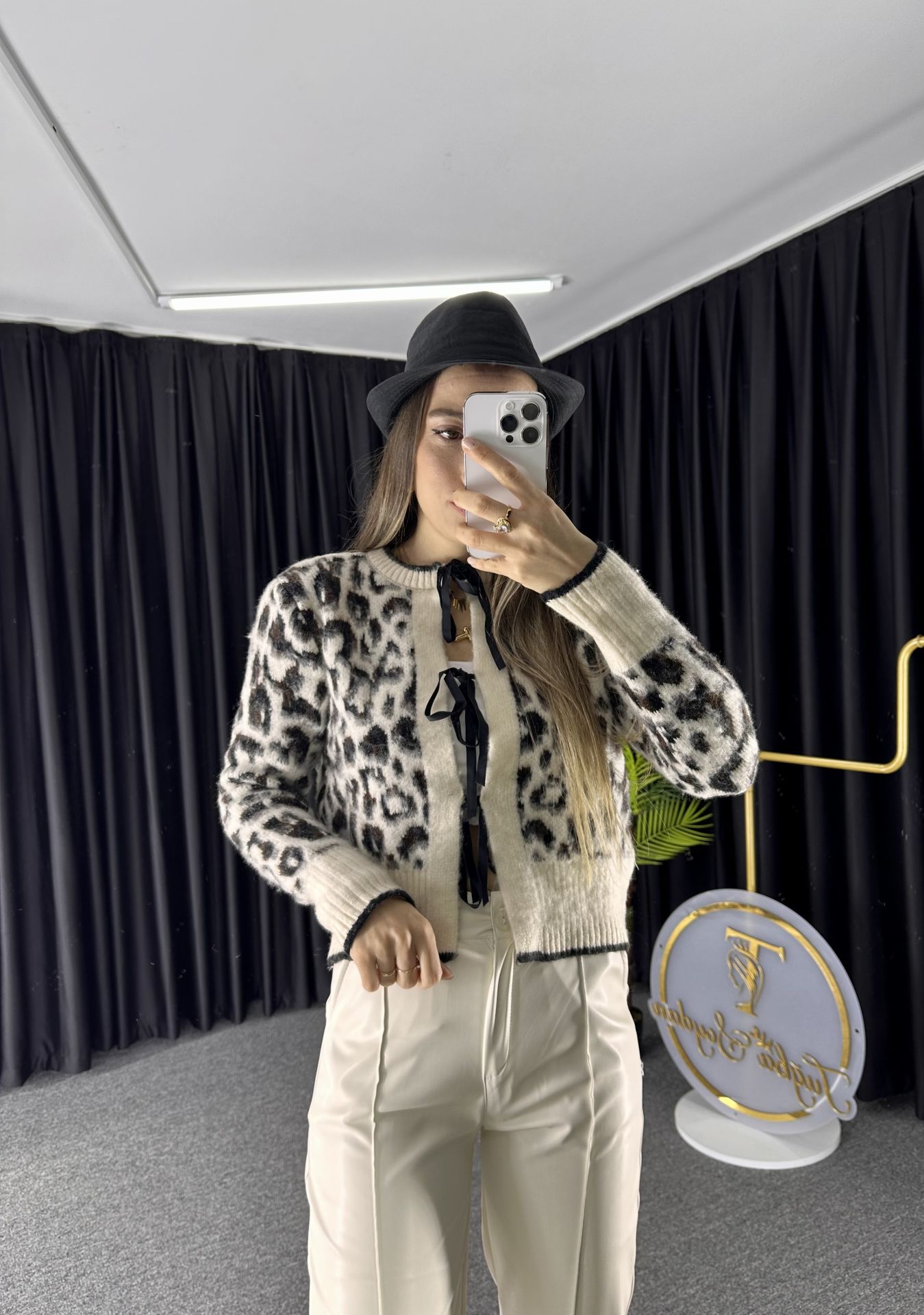 Bağcıklı Leoparlı Hırka