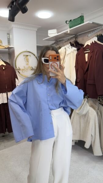 Arkası Uzun Poplin Gömlek