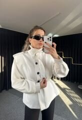 Apoletli Dik Yaka Tarz Gömlek Beyaz