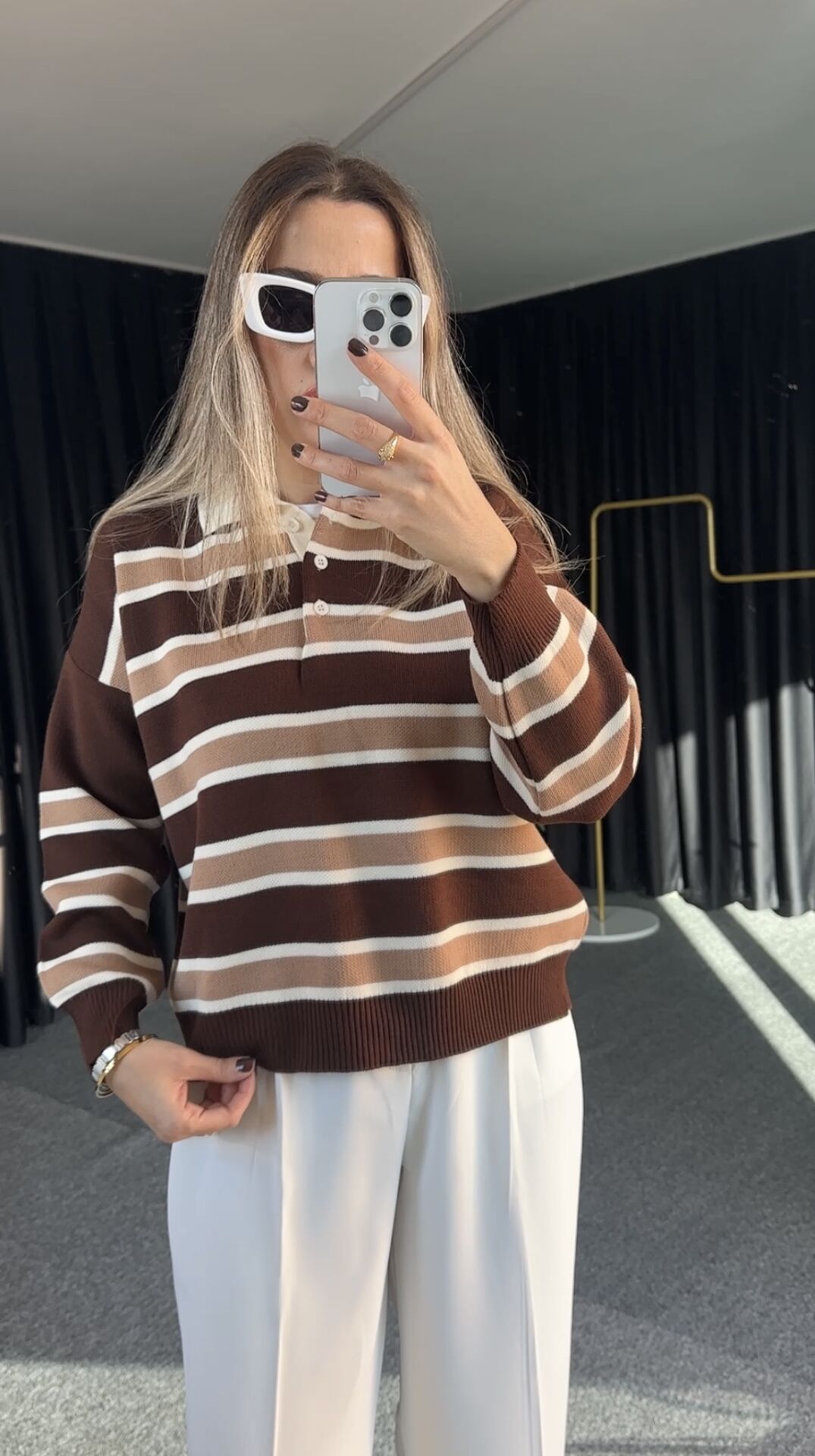 KAHVERENGİ POLO YAKA ÇİZGİLİ KAZAK