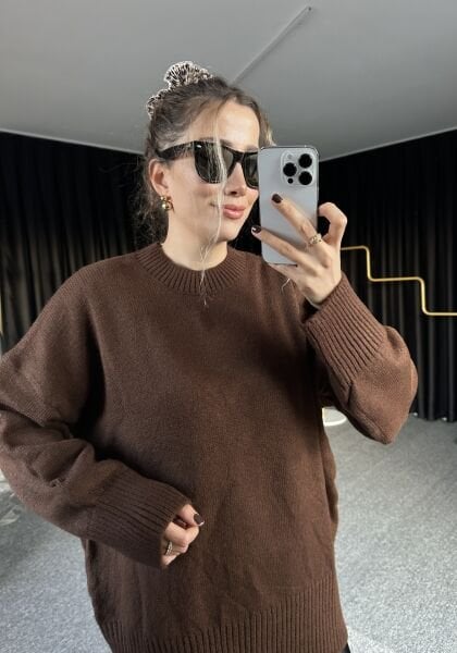 OVERSIZE KAHVERENGİ TRİKO