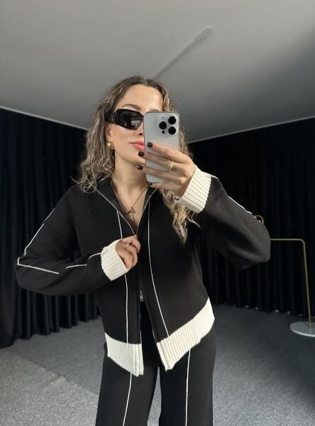 SİYAH ŞERİTLİ TRİKO TAKIM