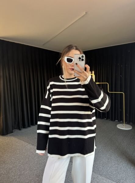 ÇİZGİLİ OVERSIZE MODEL TRİKO